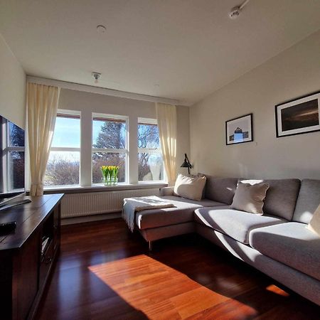 Milli Vina Guesthouse Боргарнес Екстериор снимка