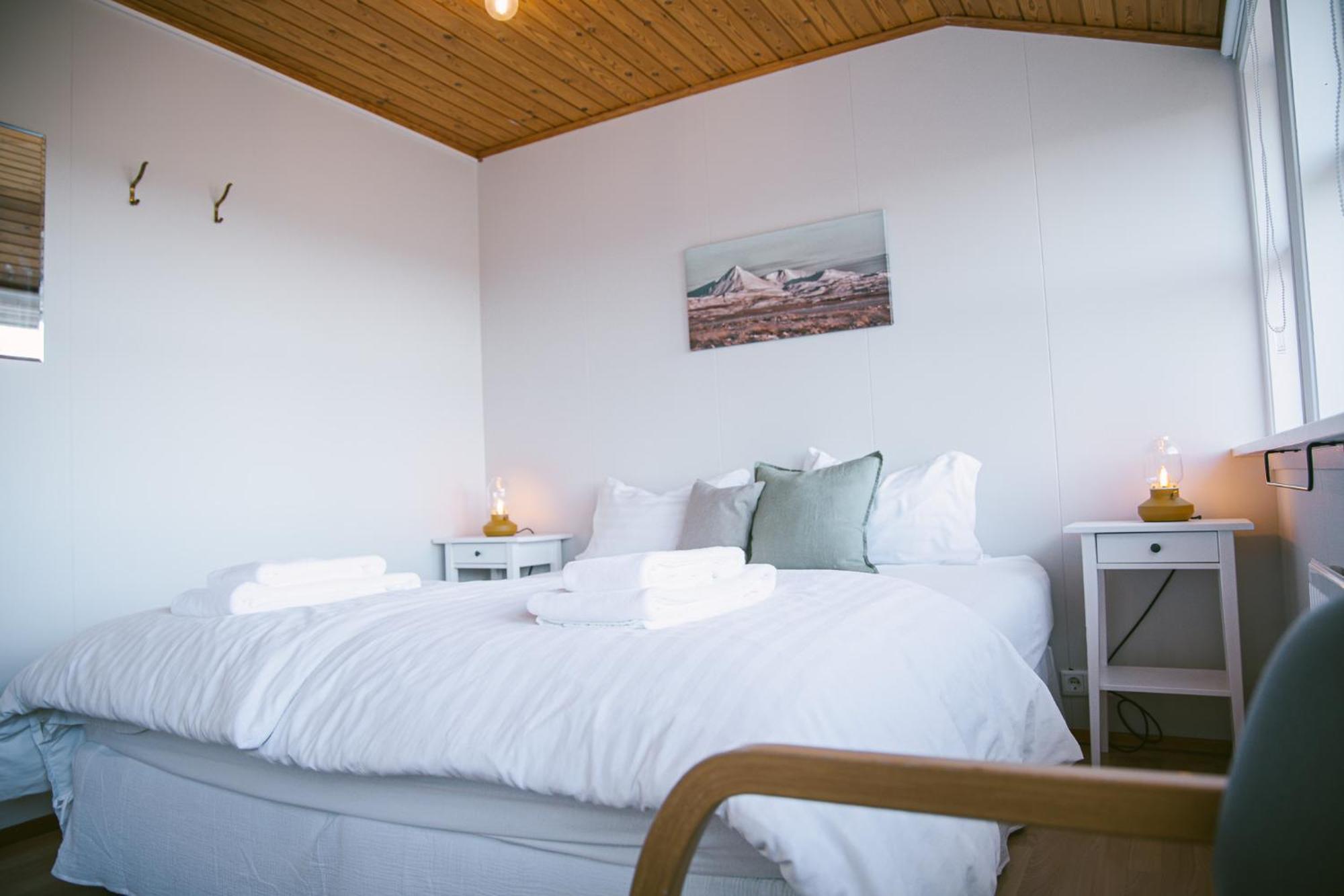 Milli Vina Guesthouse Боргарнес Екстериор снимка
