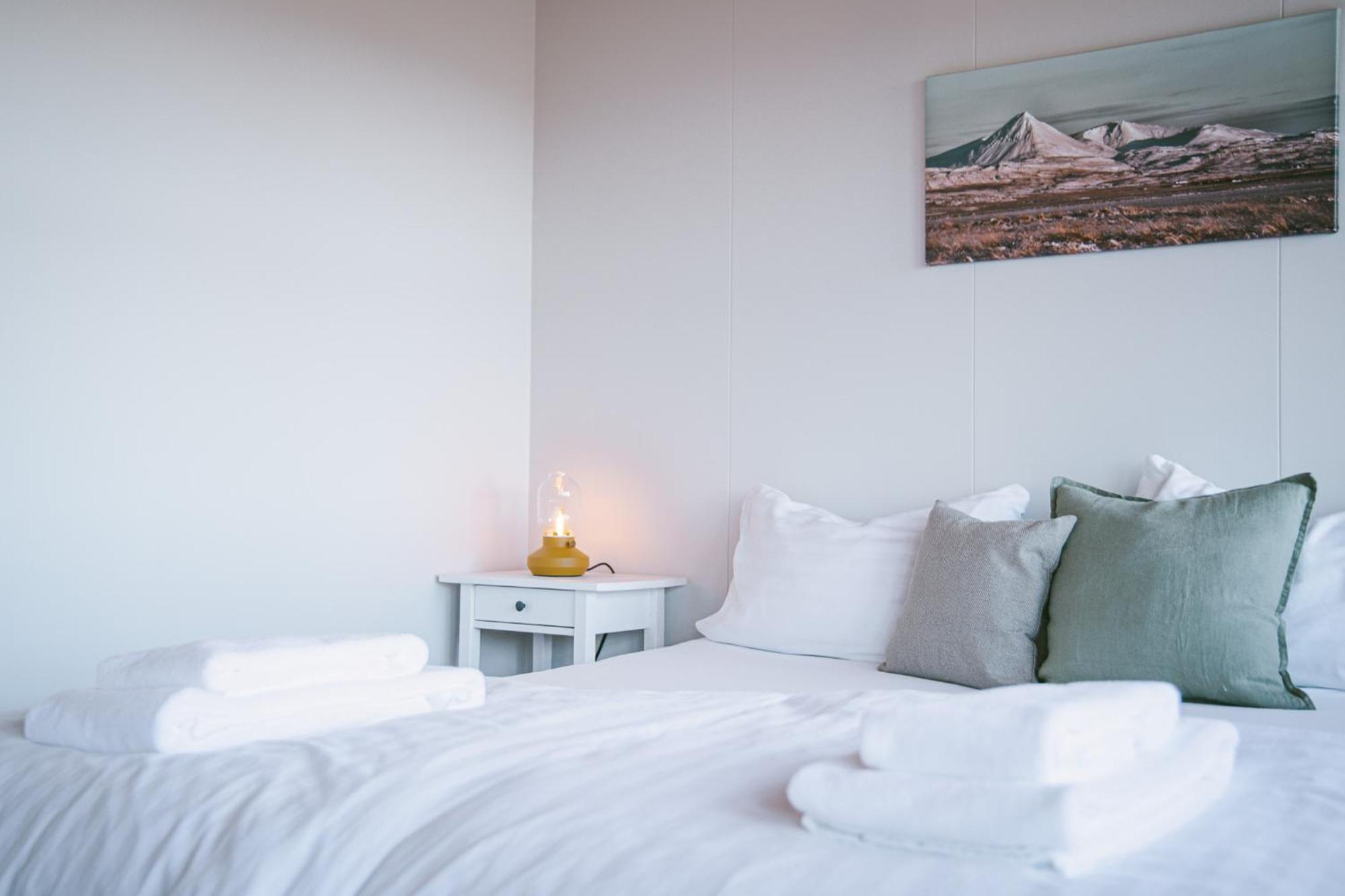 Milli Vina Guesthouse Боргарнес Екстериор снимка