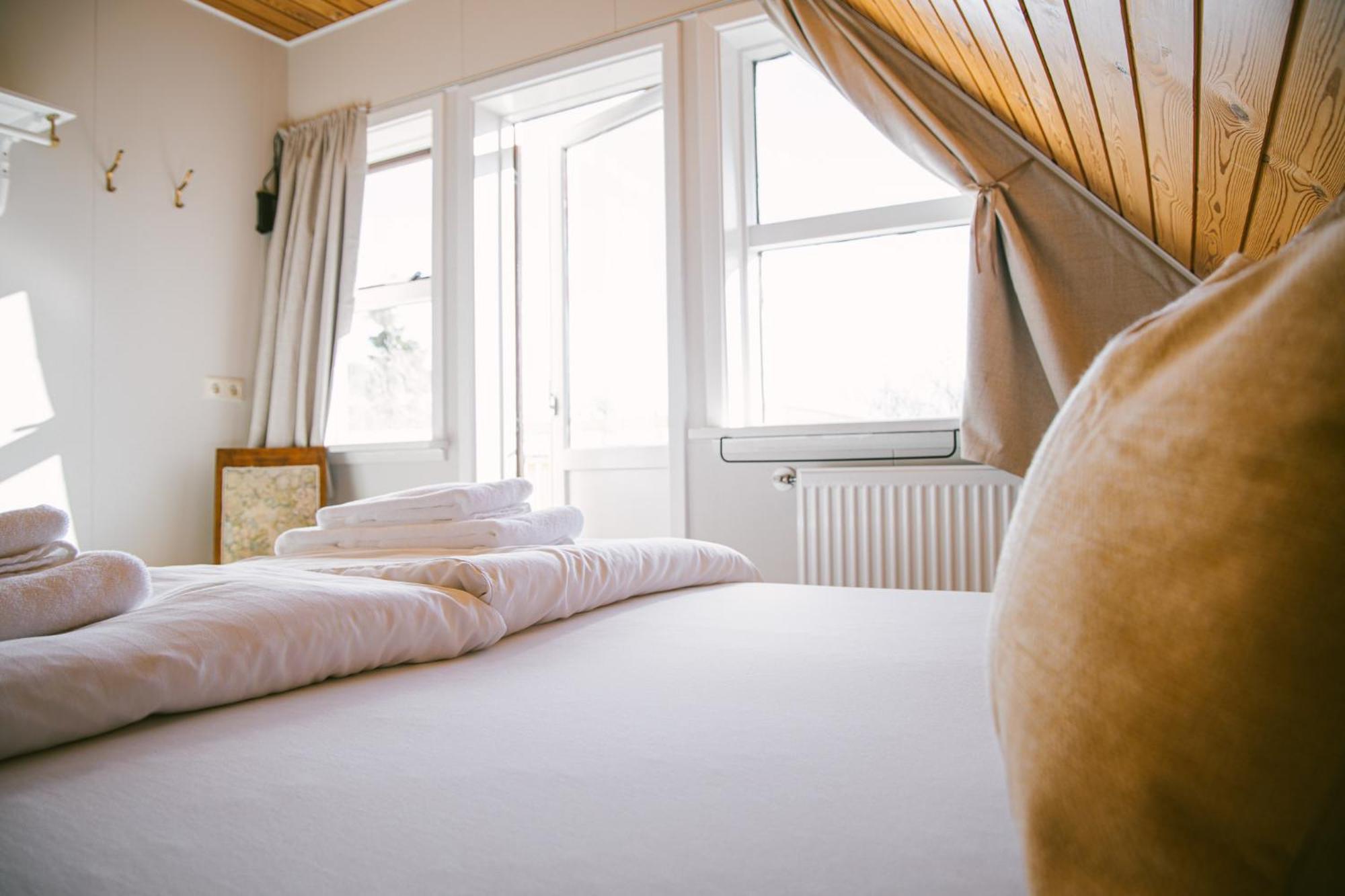 Milli Vina Guesthouse Боргарнес Екстериор снимка