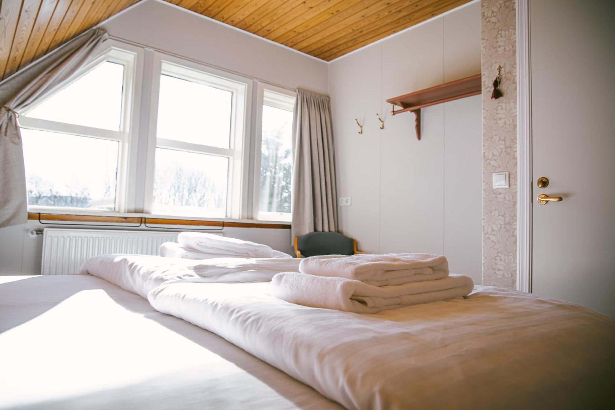 Milli Vina Guesthouse Боргарнес Екстериор снимка