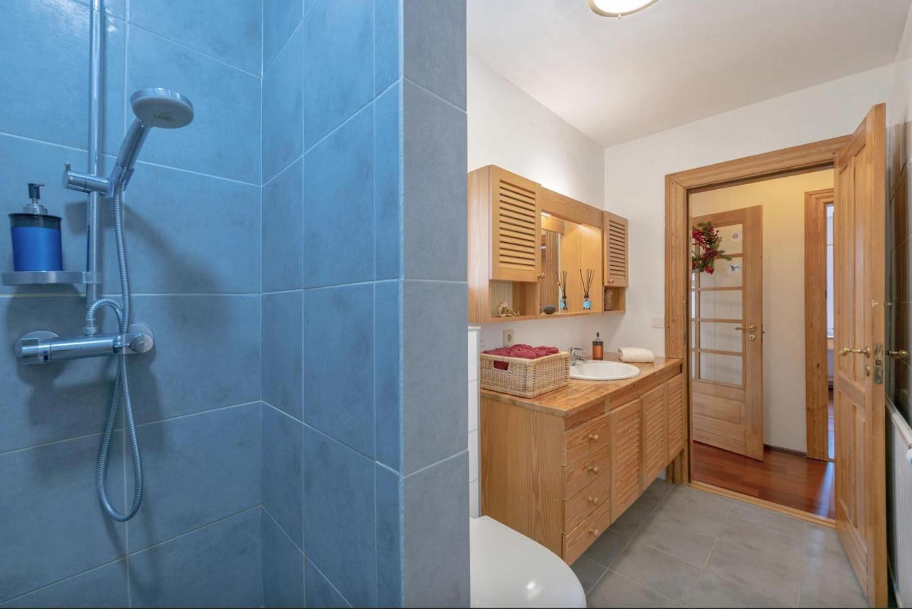 Milli Vina Guesthouse Боргарнес Екстериор снимка
