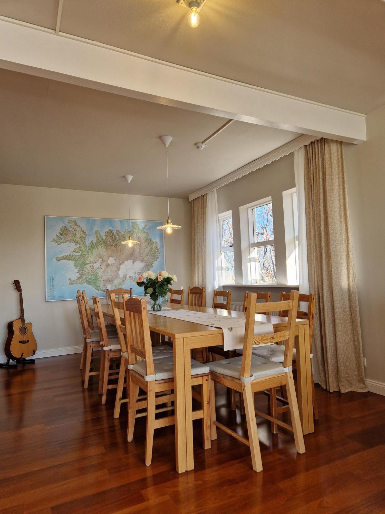 Milli Vina Guesthouse Боргарнес Екстериор снимка