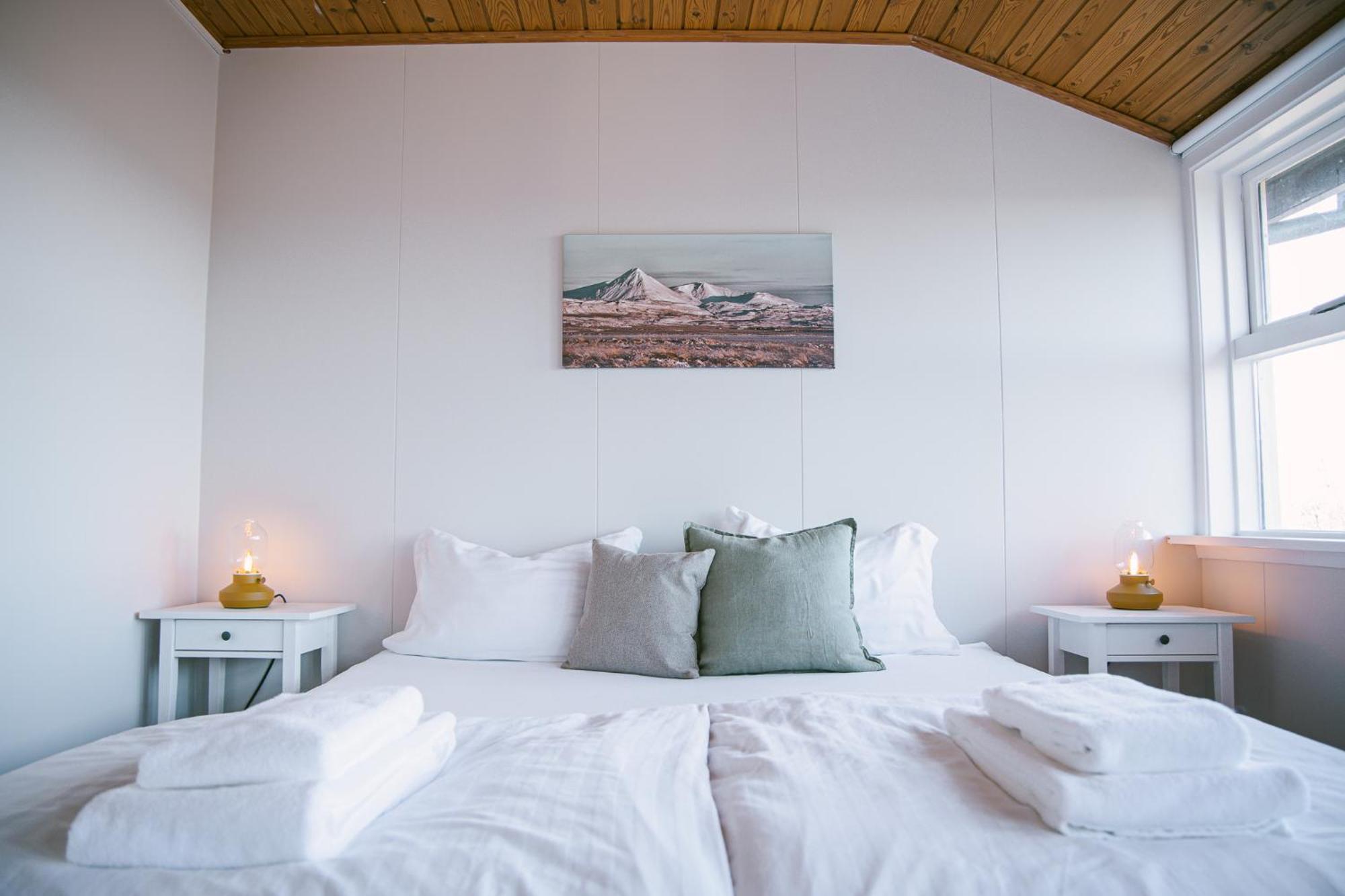 Milli Vina Guesthouse Боргарнес Екстериор снимка
