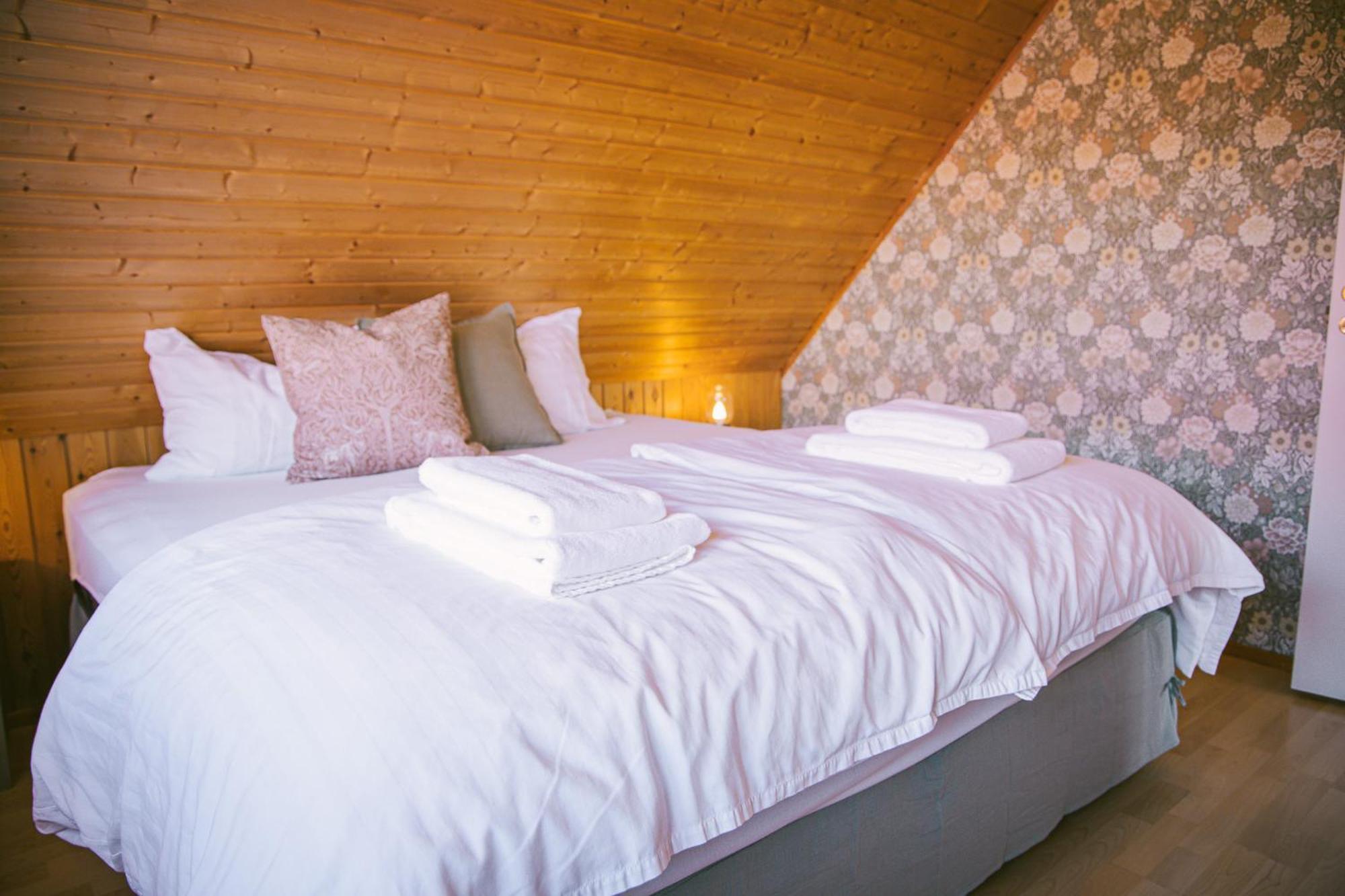 Milli Vina Guesthouse Боргарнес Екстериор снимка