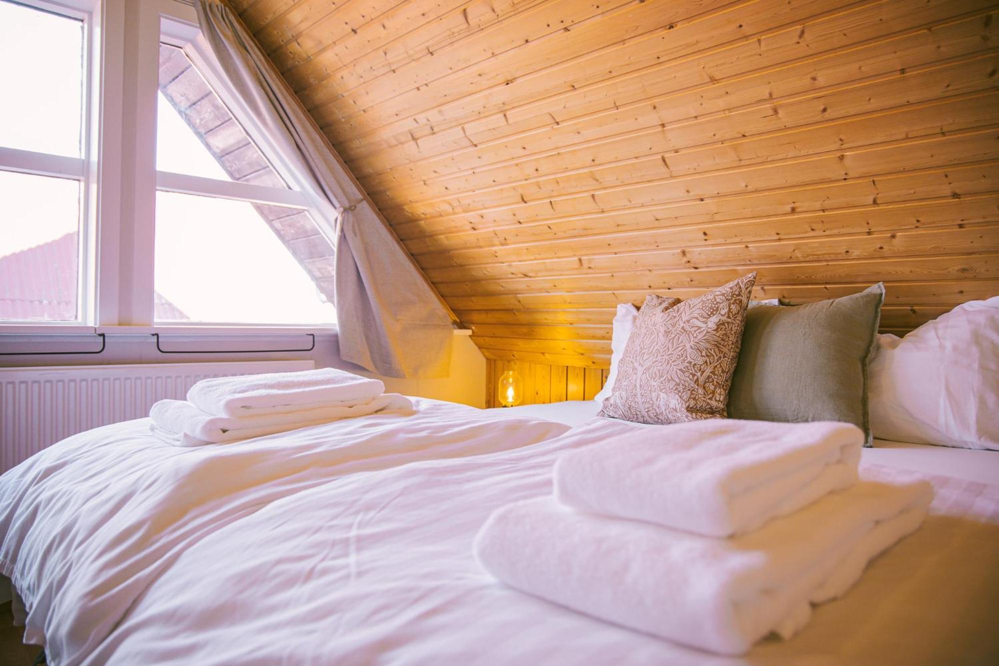 Milli Vina Guesthouse Боргарнес Екстериор снимка