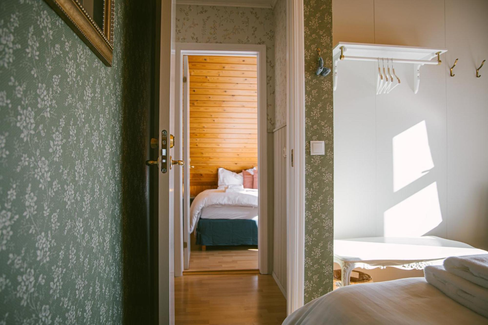 Milli Vina Guesthouse Боргарнес Екстериор снимка